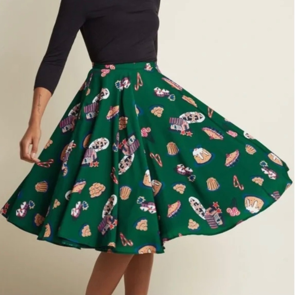 Brand New Green ModCloth Holiday Christmas Dessert Midi Skirt, Size XL.